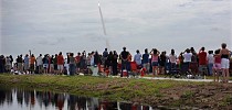 Gigantic Crowds Expected for Inaugural Launch of NASA’s Mega Rocket - Gizmodo
