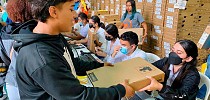 En el Atanasio, 25.000 estudiantes de Medellín recibieron computadores nuevos - El Colombiano