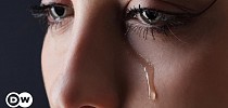 لماذا يبكي الإنسان؟ العلماء يحددون خمسة أسباب للدموع - العربية DW