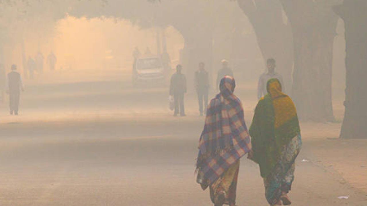 Delhi`s poor air quality spikes respiratory, cardiac problems: Doctors