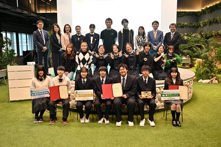 「第2回高校生ecoアイデアコンテスト」で香川県立多度津高等学校の「森林木材の活用」がグランプリ受賞。県産材の積極的な利用や消費の啓発に取り組む(TOKYO HEADLINE WEB)