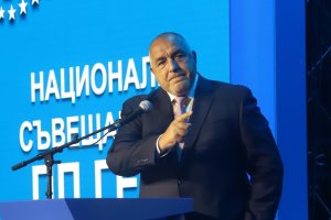 Борисов нарочи за отстрел Асен Василев и още четирима министри