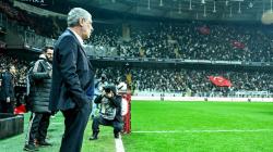 Turquia: Fernando Santos perde dérbi de Istambul com autogolo de Al Musrati