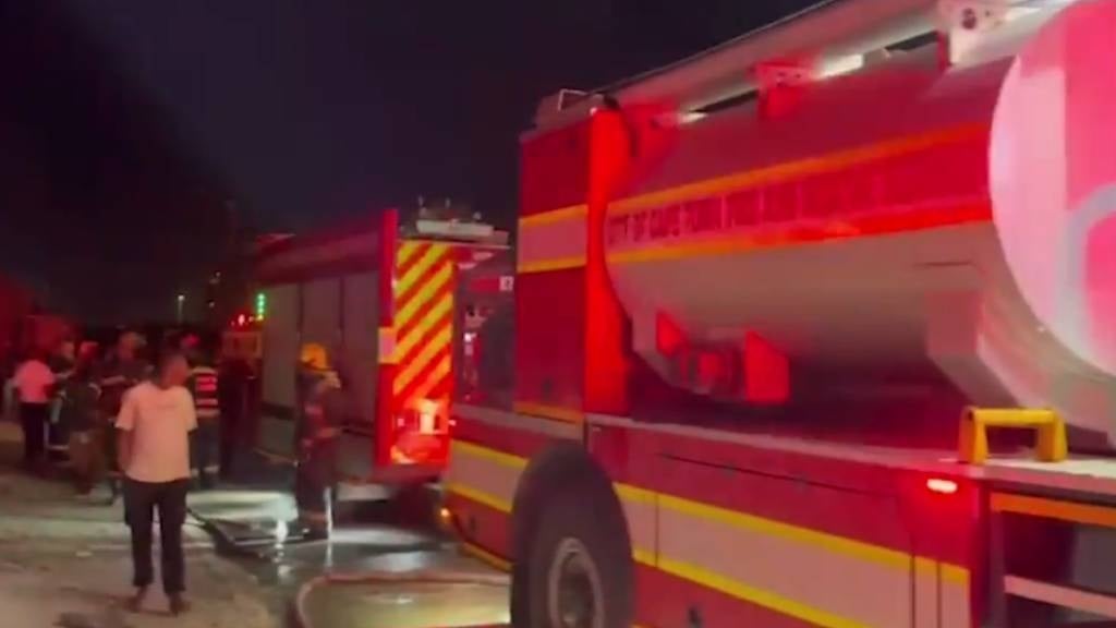 News24 | WATCH | 'Traumatising' Cape Town fires claim two lives and more than 120 people are displaced