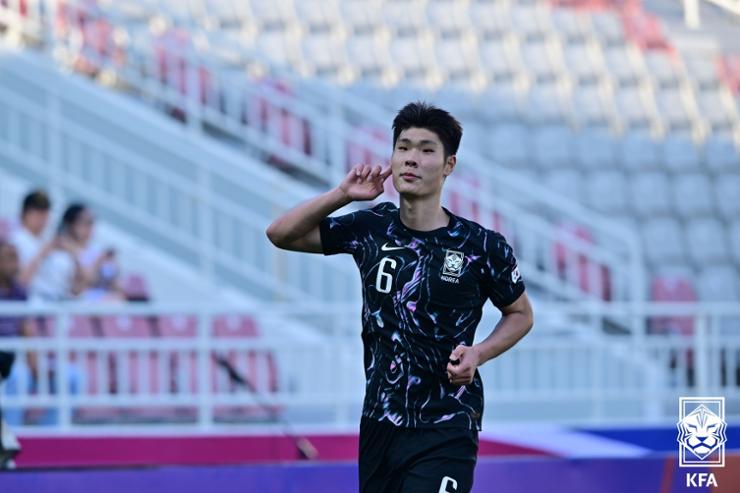 Korea beats China to move closer to knockouts at Olympic football qualifiers
