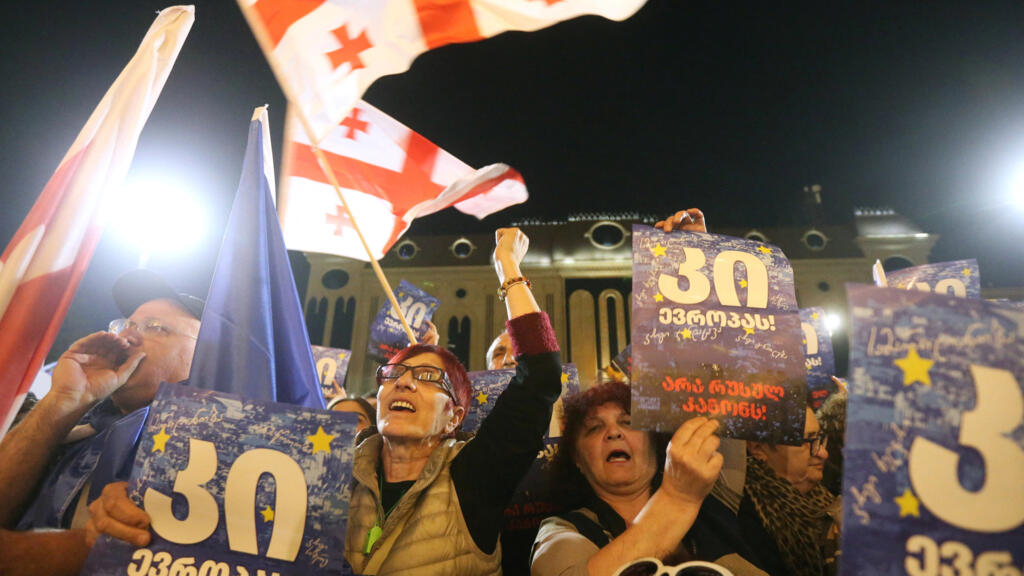 Tercer día de protestas en Georgia: ¿De qué se trata la resistida ley de ‘agentes extranjeros’?