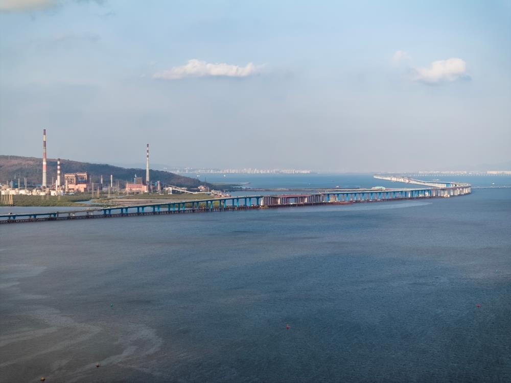 Emerson Supports Interconnectivity For India's Longest Sea Bridge With Control Technology, Advanced Software