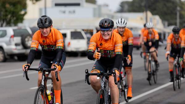 Hundreds of cyclists cross finish line after 520-kilometre ride to region