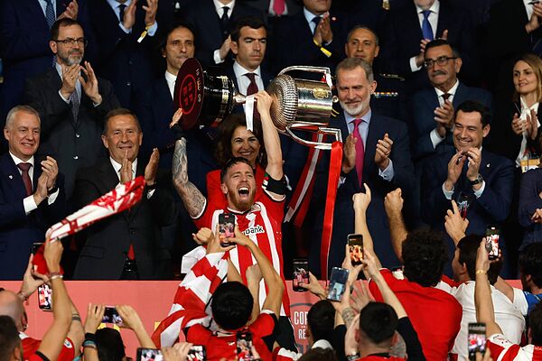 El Athletic gana la Copa 40 años después y... volverá a hacerlo en 2064