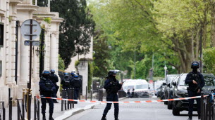 Paris. Menaces de mort au consulat d'Iran : garde à vue prolongée pour le suspect interpellé