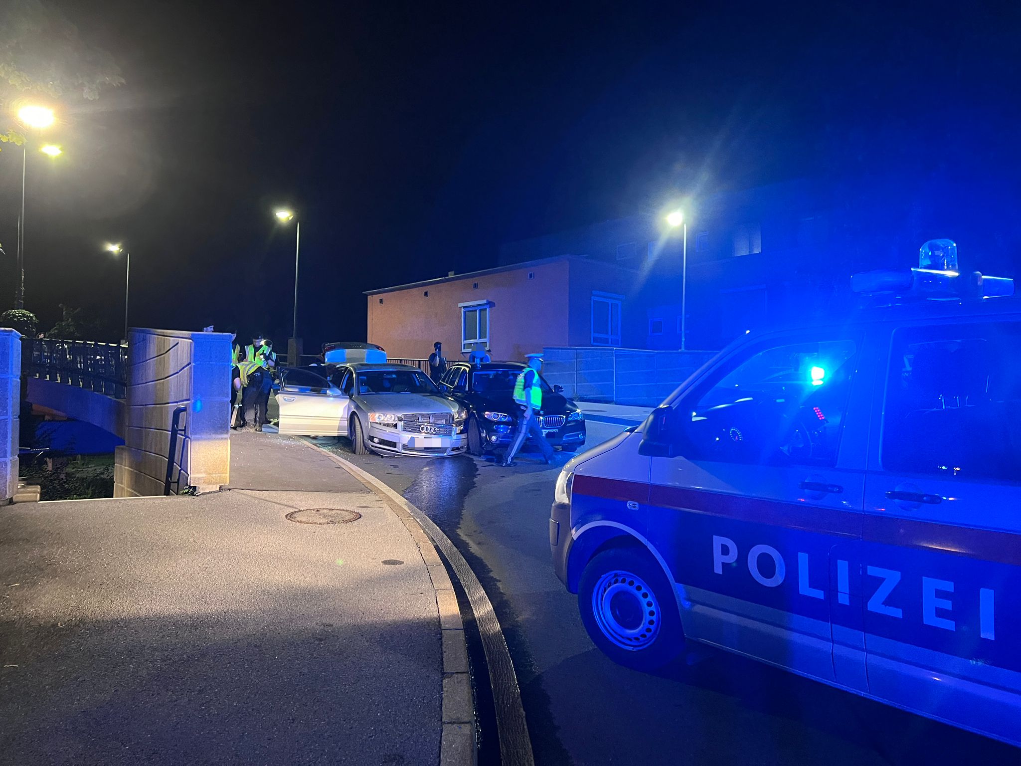 Wilde Verfolgungsjagd endet mit Crash in Bregenz