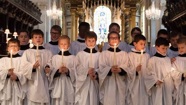 Girls join St Paul's Cathedral choir for the first time
