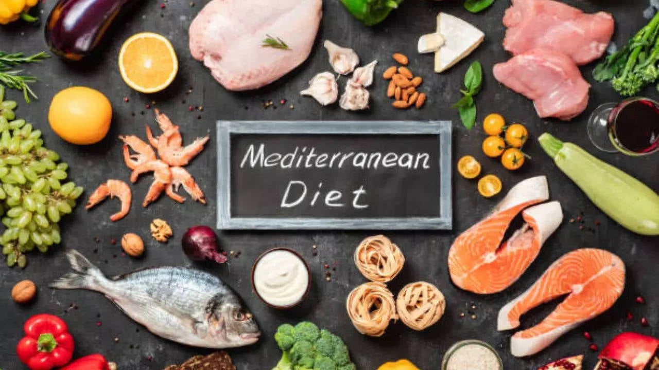 What Happens To Your Body When You Eat a Mediterranean Diet For 30 Days?