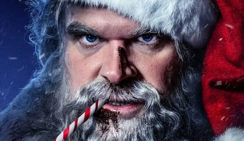 Suspense de ação NATALINO com David Harbour estreia AMANHÃ no Prime Video; Confira o novo trailer!