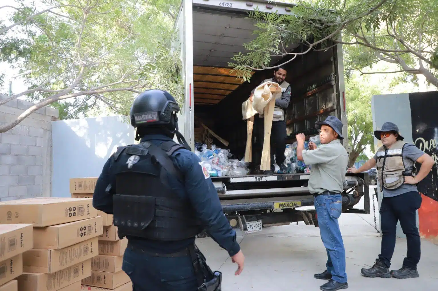 Rocha asegura atención a familias desplazadas tras enfrentamientos en Tepuche, Culiacán