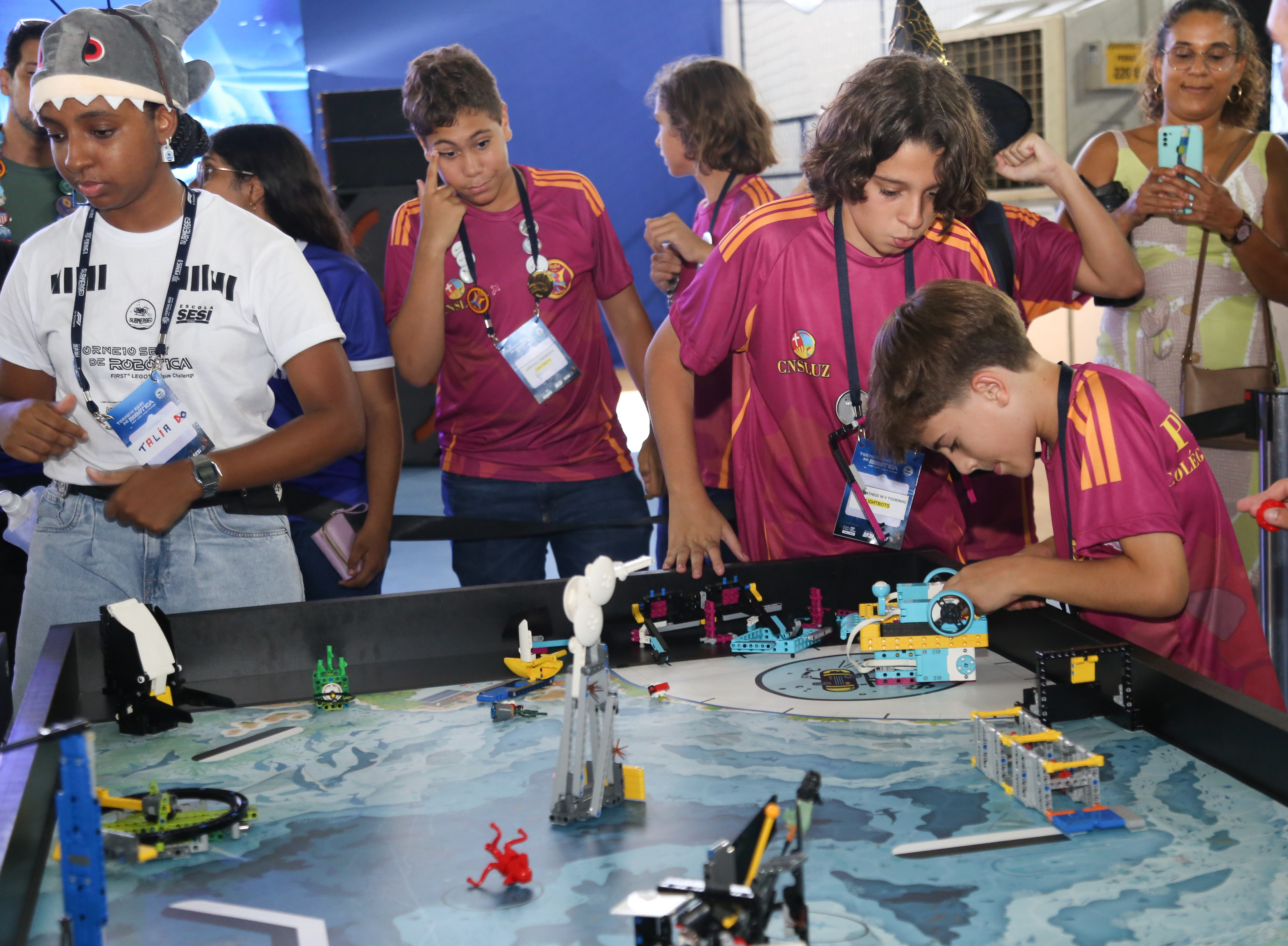 Alunos do Sesi participam de festival de ciência e tecnologia