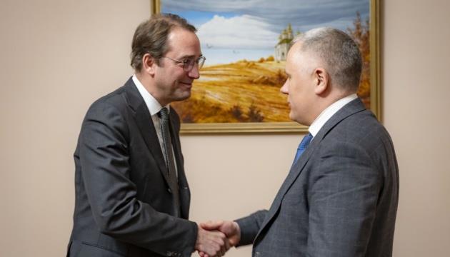 Zhovkva, Marschik Discuss Expanding Austria's Support For Ukraine