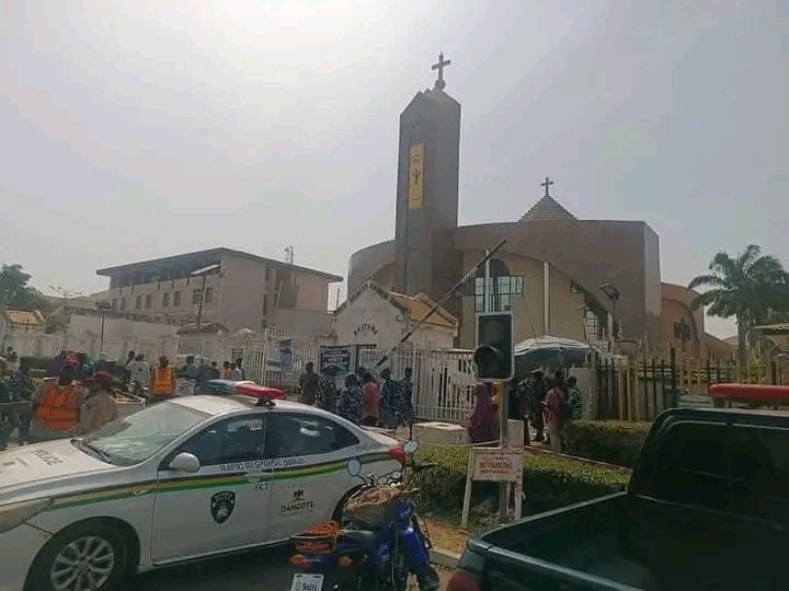 Abuja: 10 die at Catholic Church Christmas food stampede