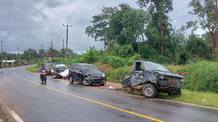 Tabrakan Beruntun di Simpang Gong Bangka Barat Hari Ini, 3 Mobil Ringsek